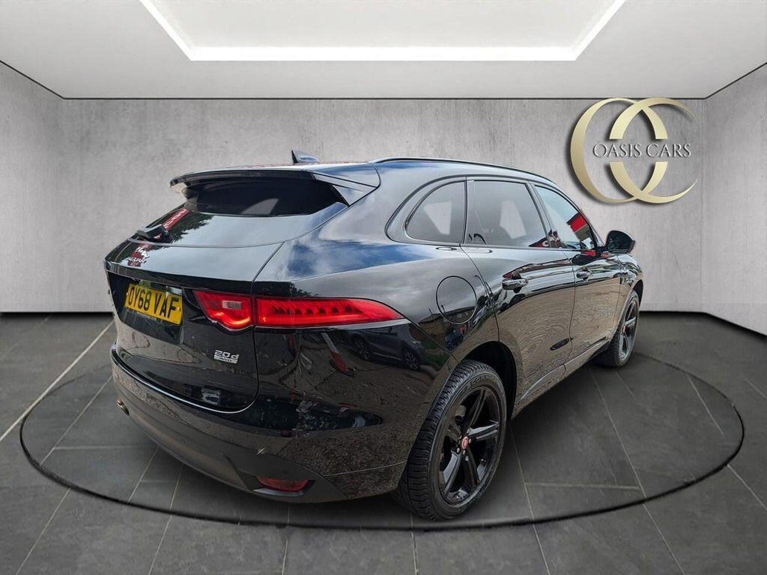 Used Jaguar F-Pace 2018 for sale - 76011304: Photo 9