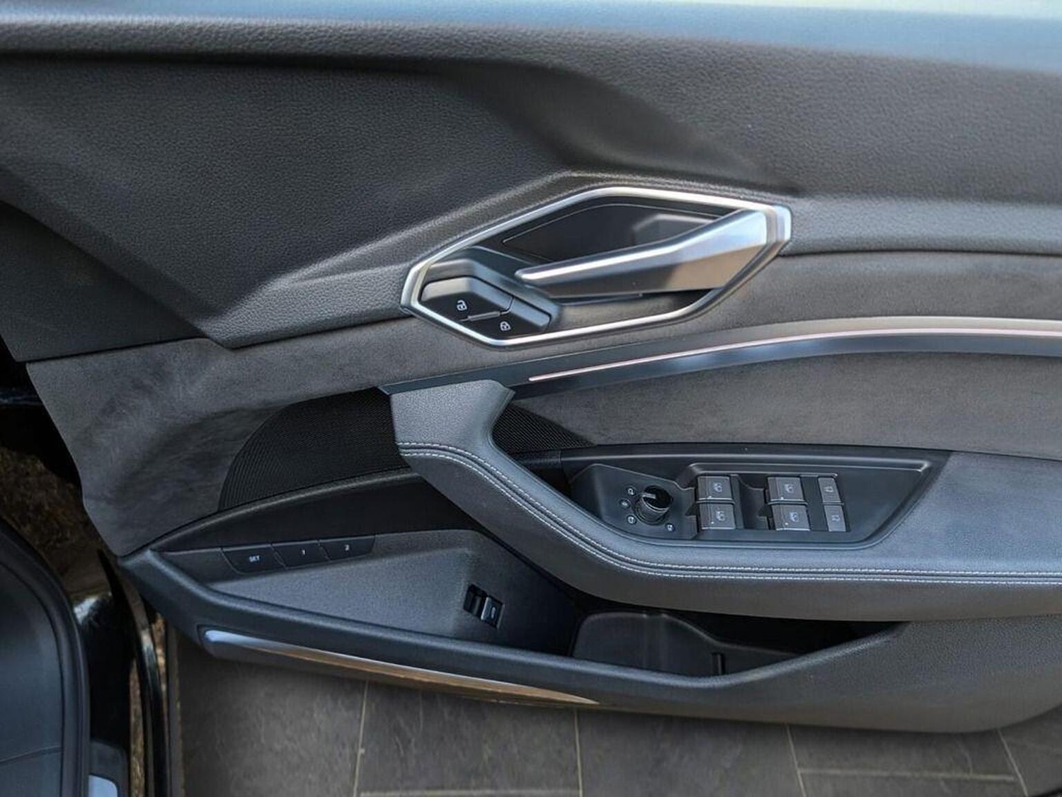 Used Audi e-tron 2020 for sale - 78045465: Photo 16