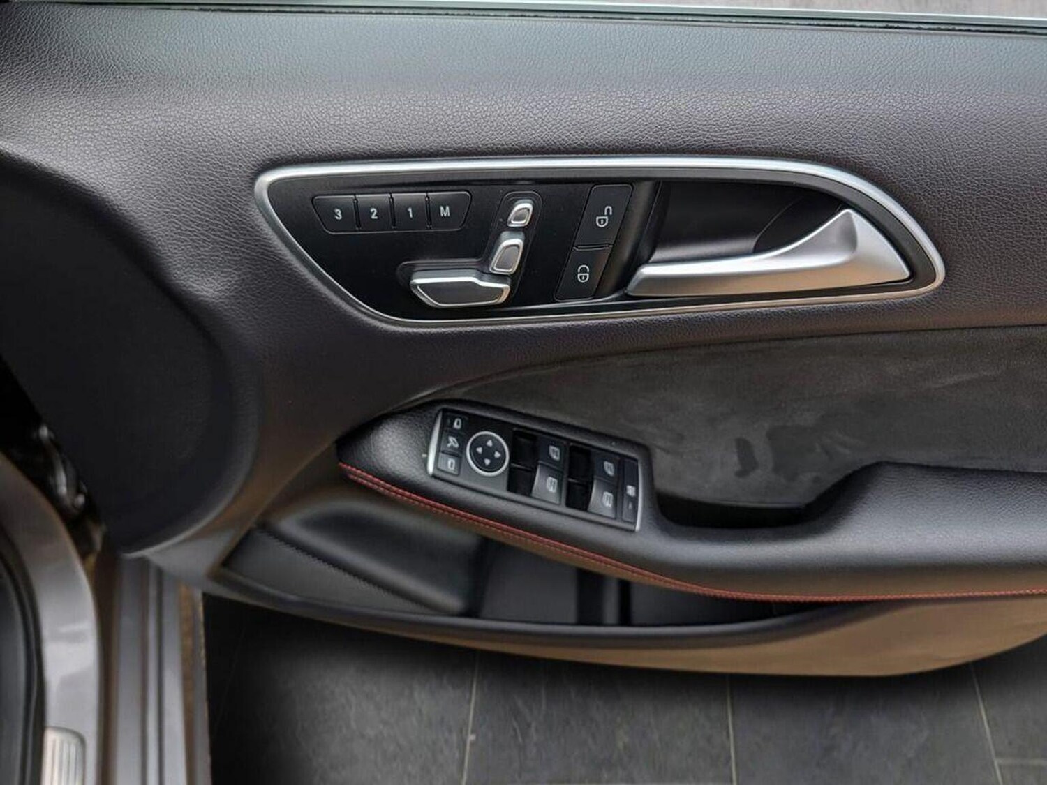 Used Mercedes-Benz B Class 2016 for sale - 77668563: Photo 16