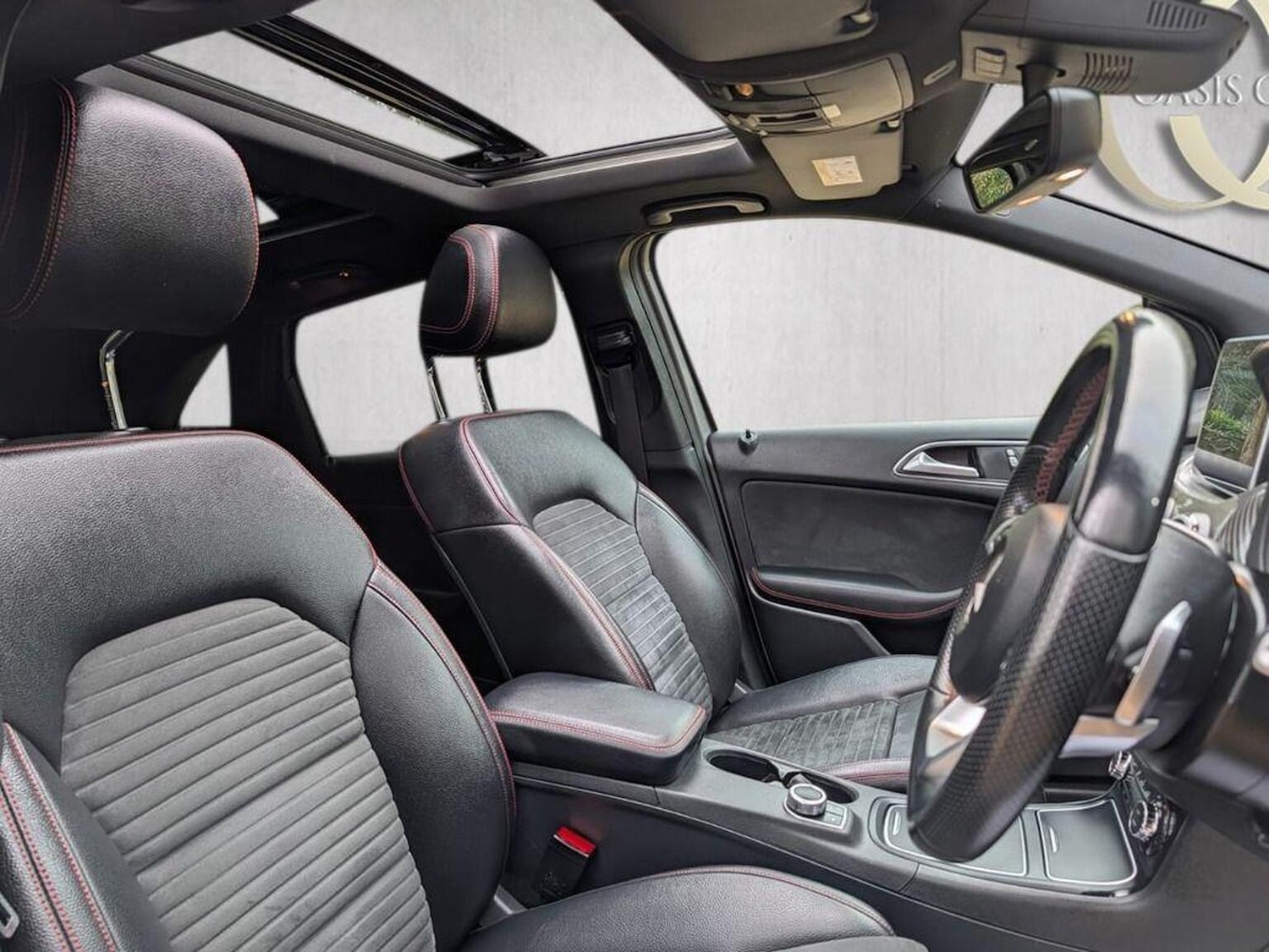 Used Mercedes-Benz B Class 2016 for sale - 77668563: Photo 2