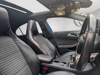 Used Mercedes-Benz B Class 2016 for sale - 77668563: Photo