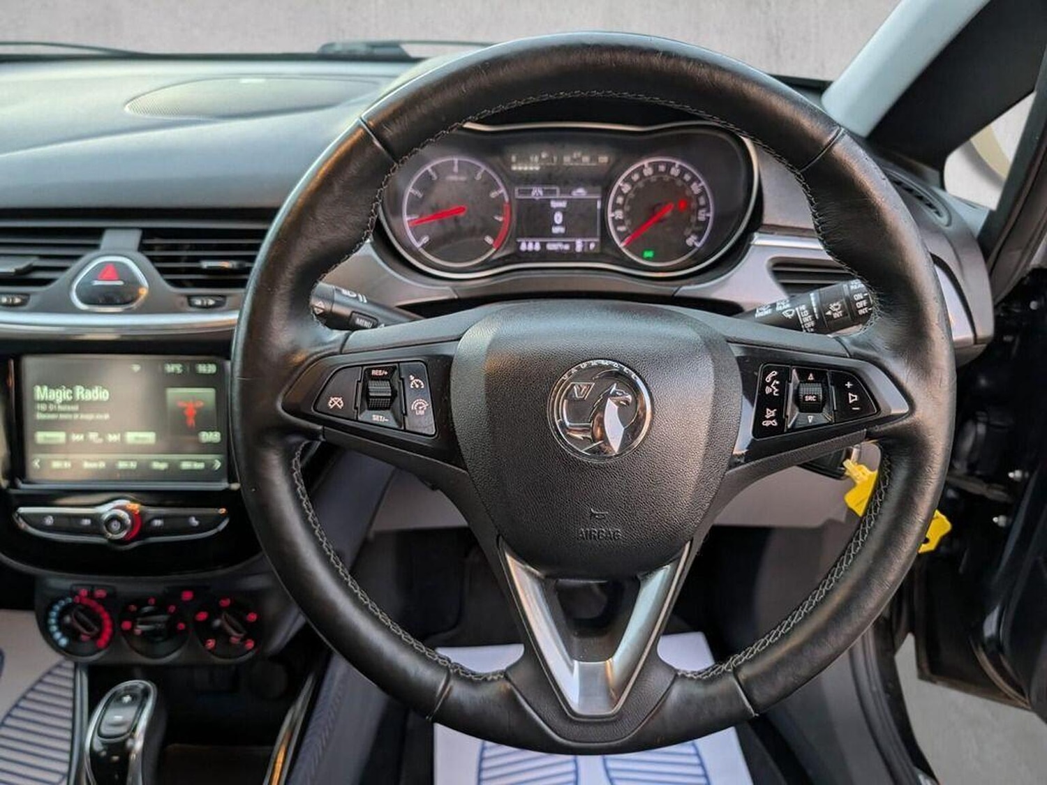 Used Vauxhall Corsa 2017 for sale - 76656207: Photo 9