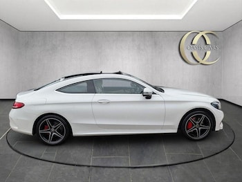 Used Mercedes-Benz C Class 2017 for sale - 77303610: Photo