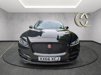 Used Jaguar F-Pace 2016 for sale - 75457483: Photo
