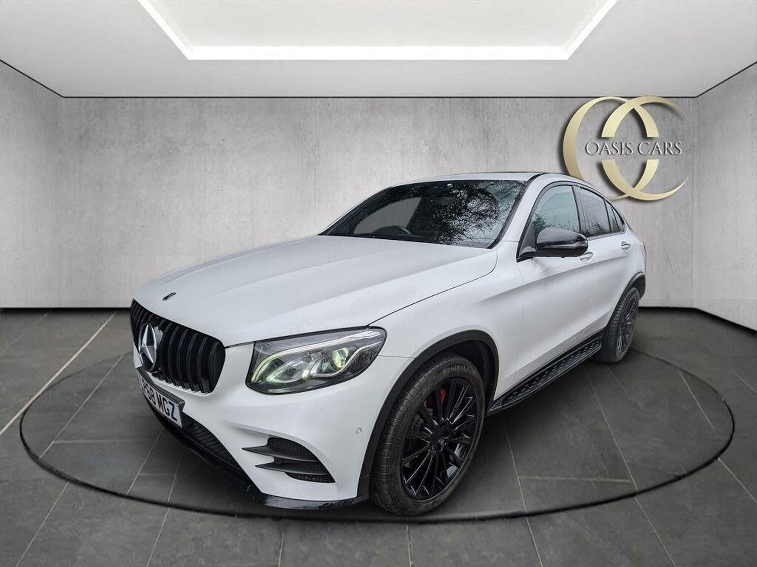 Used Mercedes-Benz GLC 2018 for sale - 76725567: Photo 2
