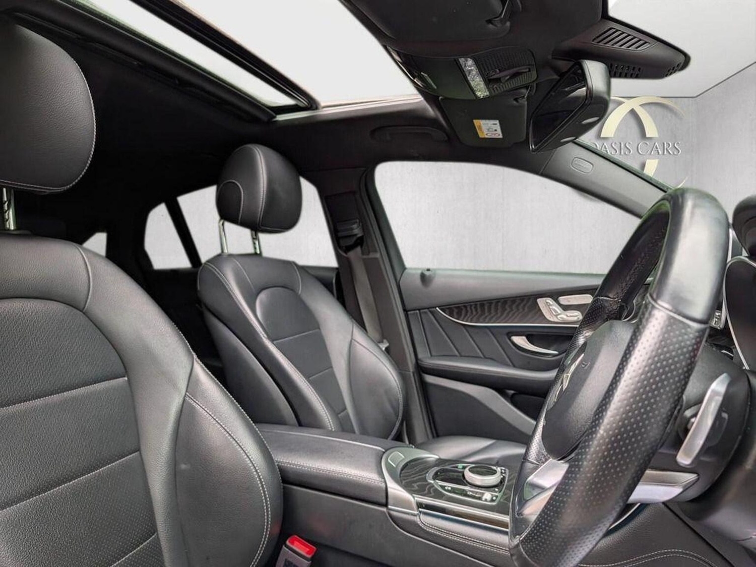 Used Mercedes-Benz GLC 2018 for sale - 76725567: Photo 4