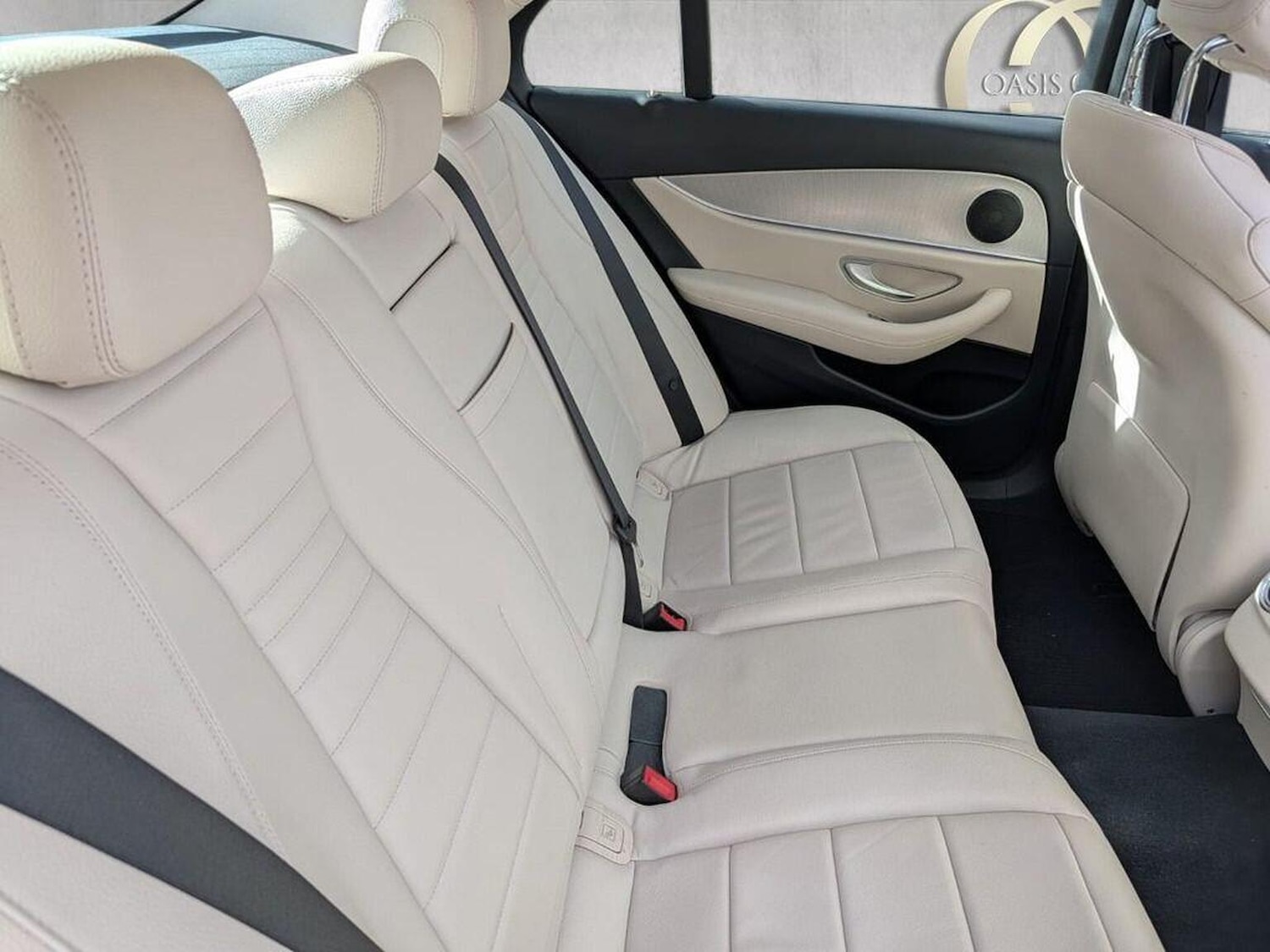 Used Mercedes-Benz E Class 2018 for sale - 77707287: Photo 5