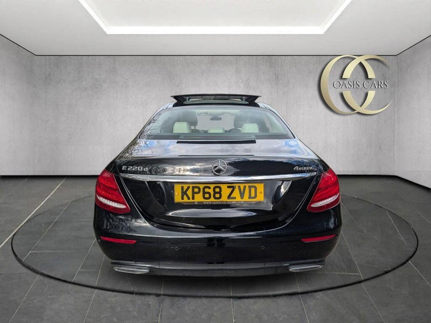 Used Mercedes-Benz E Class 2018 for sale - 77707287: Photo 7