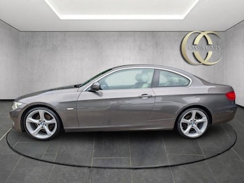 Used BMW 3 Series 2011 for sale - 76974243: Photo