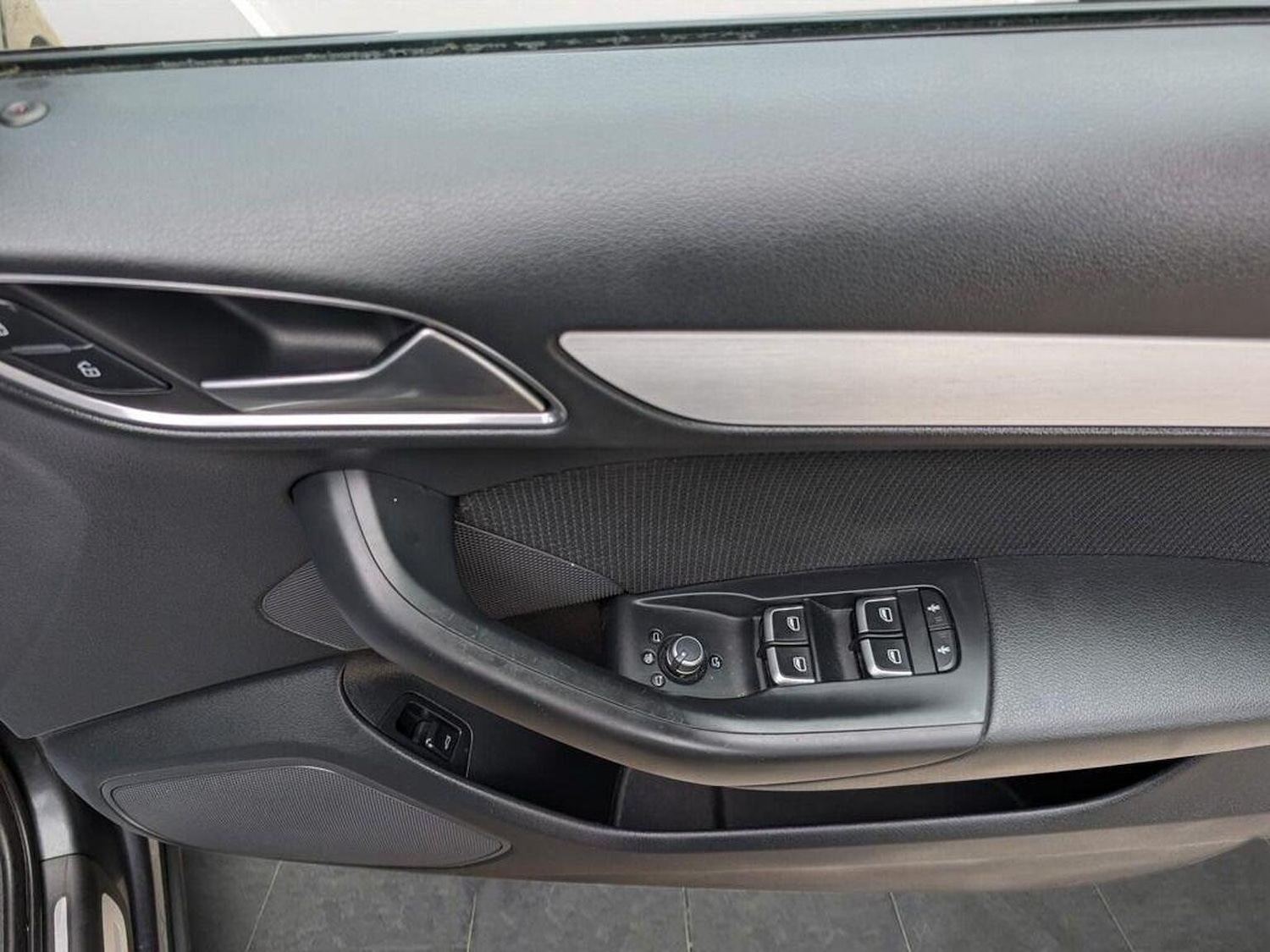 Used Audi Q3 2017 for sale - 76439959: Photo 17