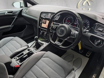 Used Volkswagen Golf 2019 for sale - 78956601: Photo