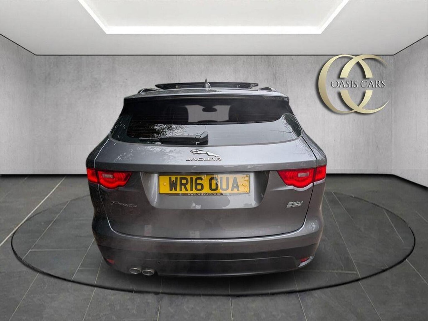 Used Jaguar F-Pace 2016 for sale - 76974302: Photo 10