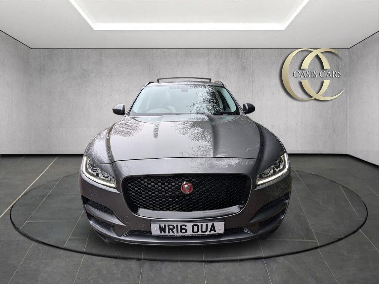 Used Jaguar F-Pace 2016 for sale - 76974302: Photo 14