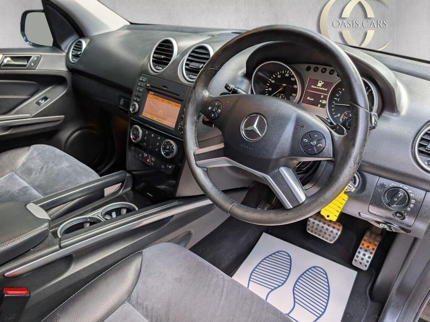 Used Mercedes-Benz M Class 2009 for sale - 77802640: Photo 2