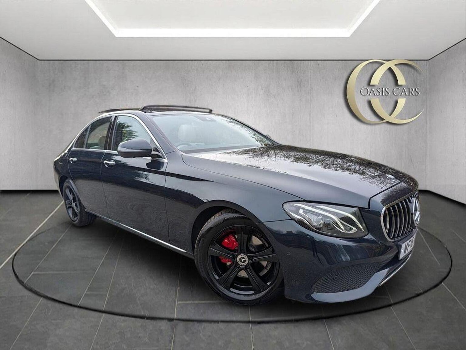 Used Mercedes-Benz E Class 2016 for sale - 76497563: Photo 1