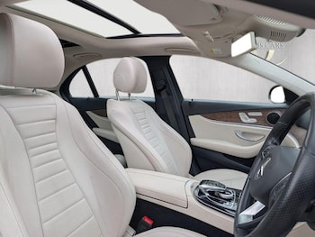 Used Mercedes-Benz E Class 2016 for sale - 76497563: Photo