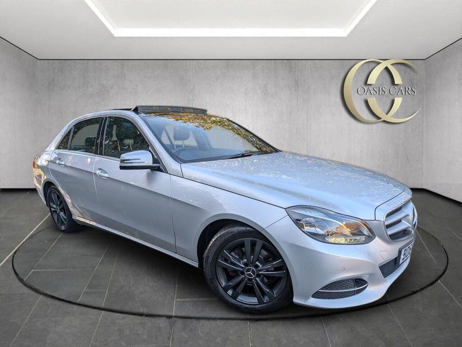 Used Mercedes-Benz E Class 2014 for sale - 76769874: Photo 16