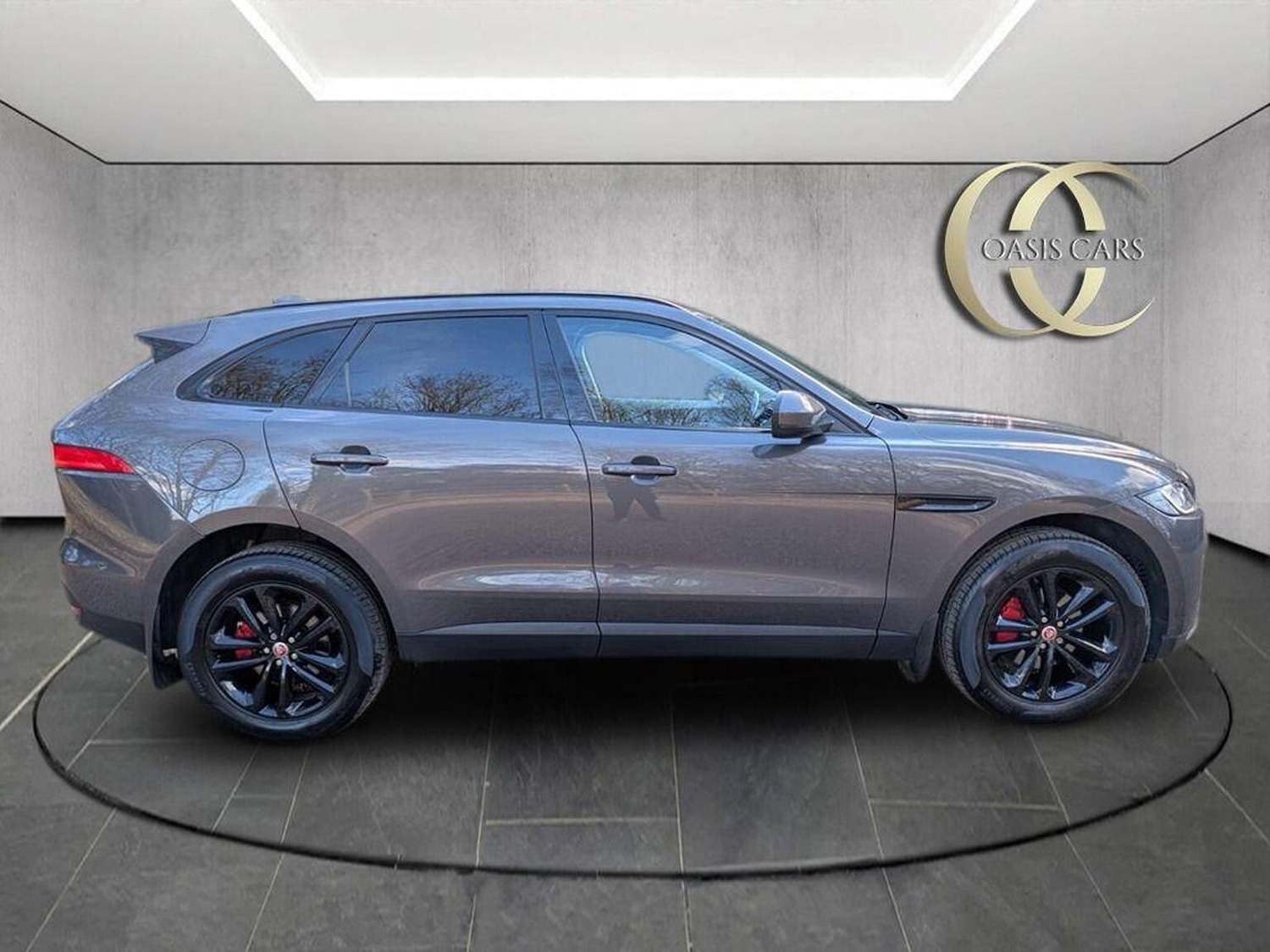 Used Jaguar F-Pace 2016 for sale - 77656187: Photo 5