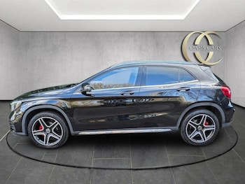 Used Mercedes-Benz GLA 2020 for sale - 77521963: Photo