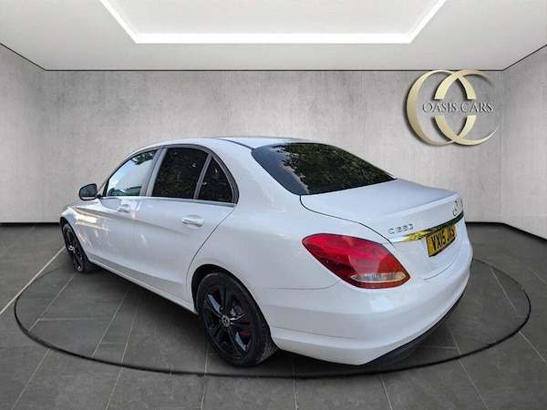 Used Mercedes-Benz C-Class 2015 for sale - 76186819: Photo 10