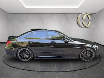 Used Mercedes-Benz C-Class 2018 for sale - 75545252: Photo