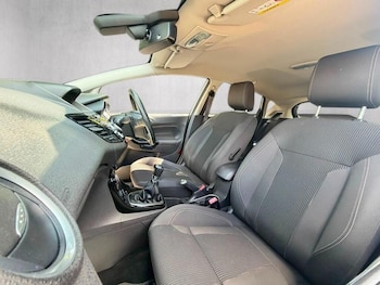 Used Ford Fiesta 2017 for sale - 79352591: Photo