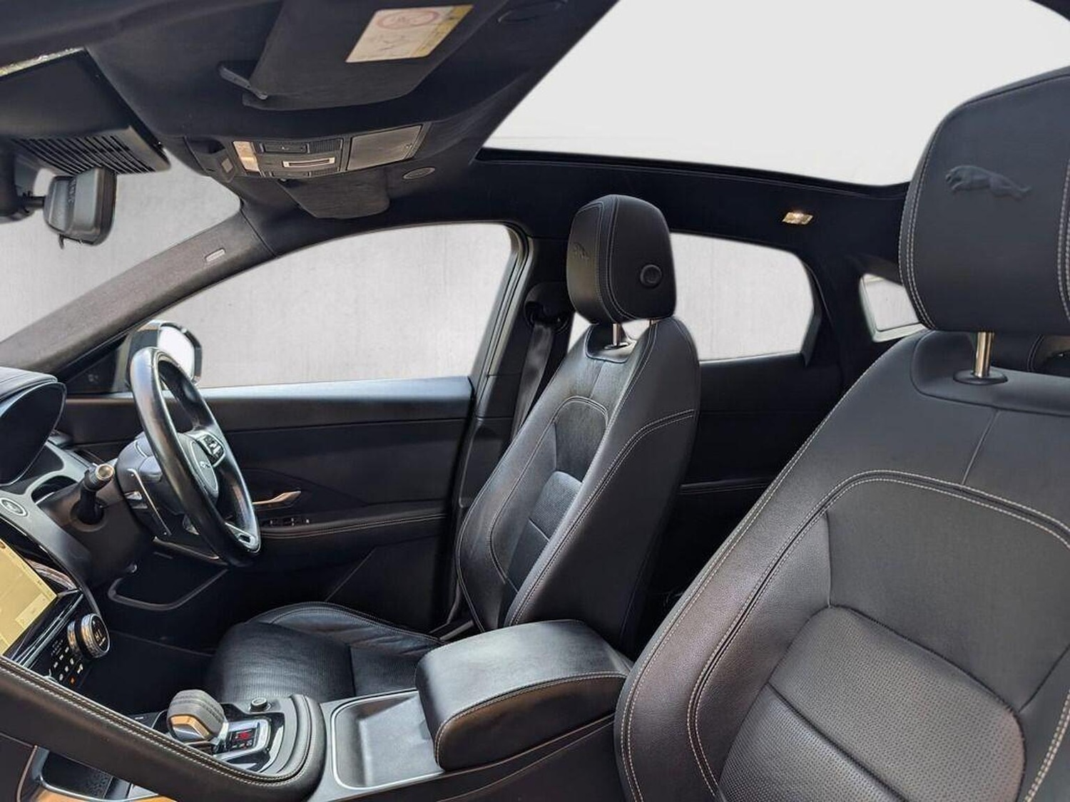 Used Jaguar E-Pace 2021 for sale - 76656049: Photo 6