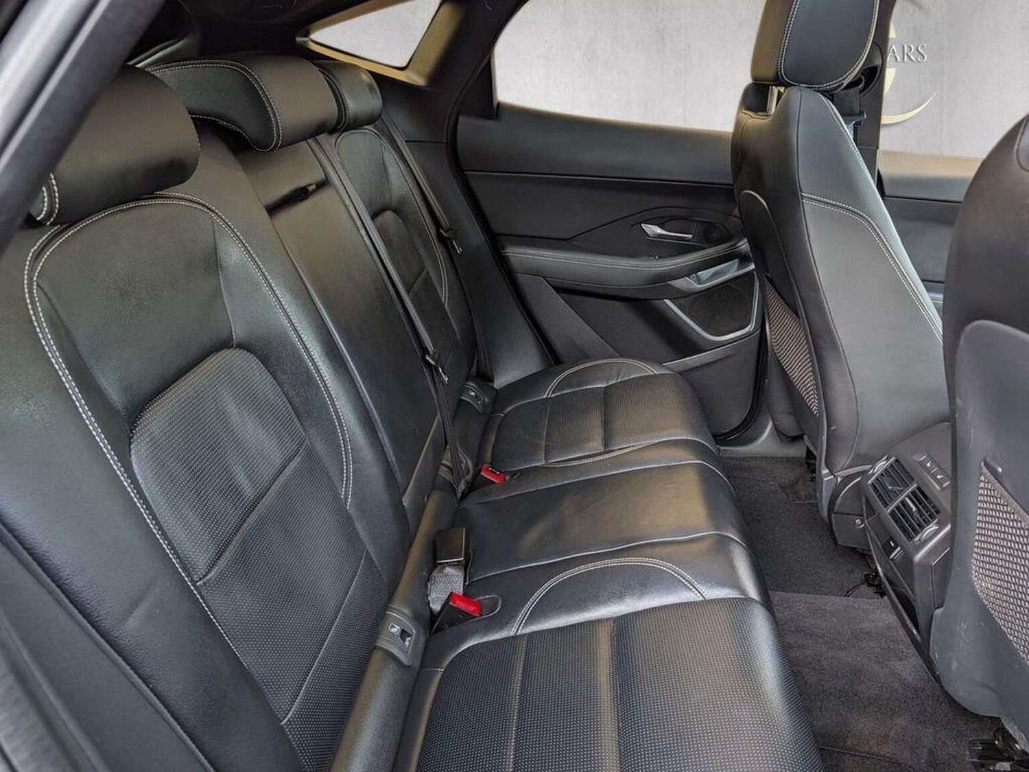 Used Jaguar E-Pace 2021 for sale - 76656049: Photo 7