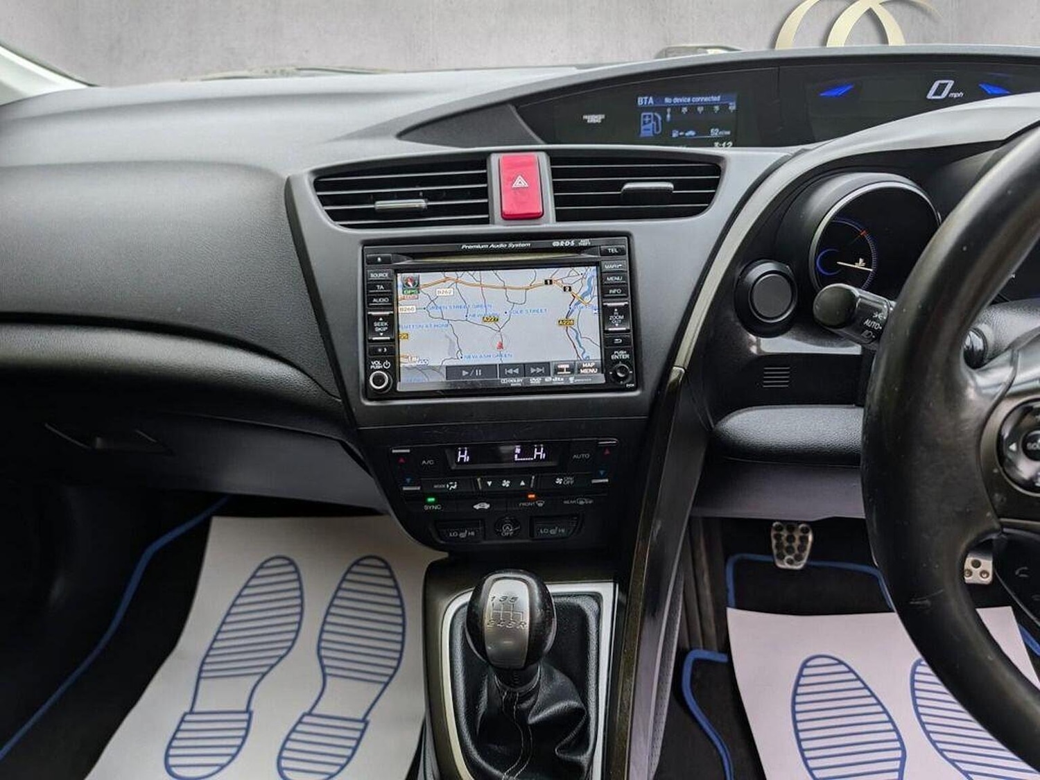 Used Honda Civic 2012 for sale - 76611365: Photo 2