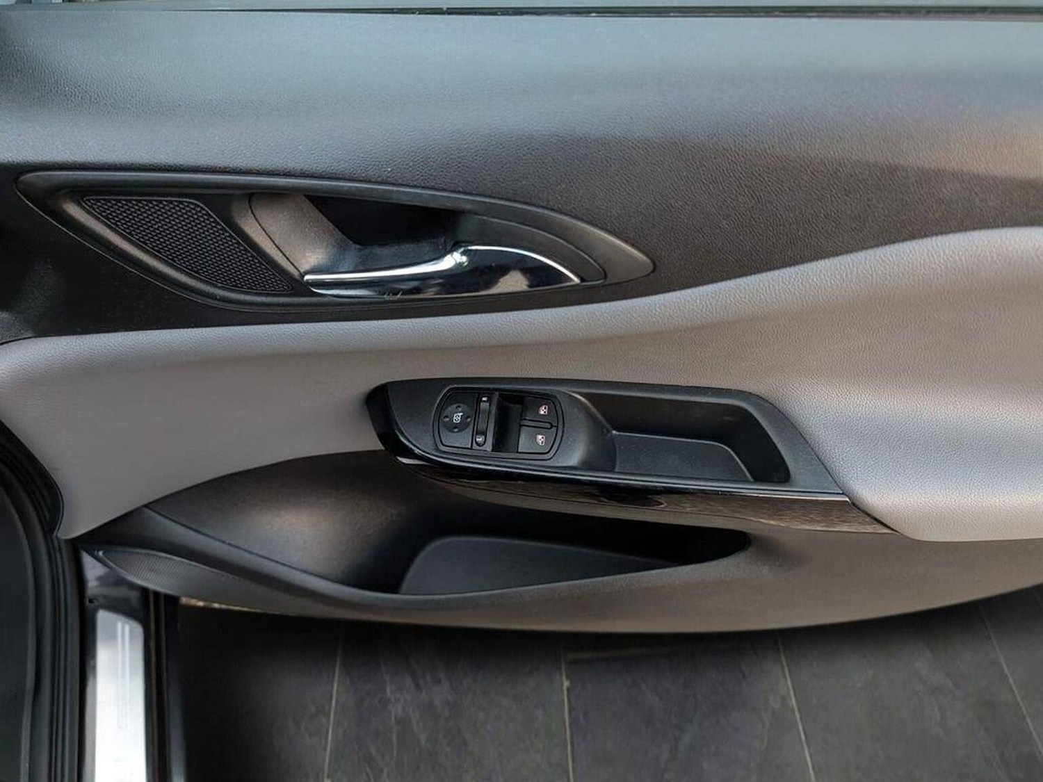 Used Honda Civic 2012 for sale - 76611365: Photo 9