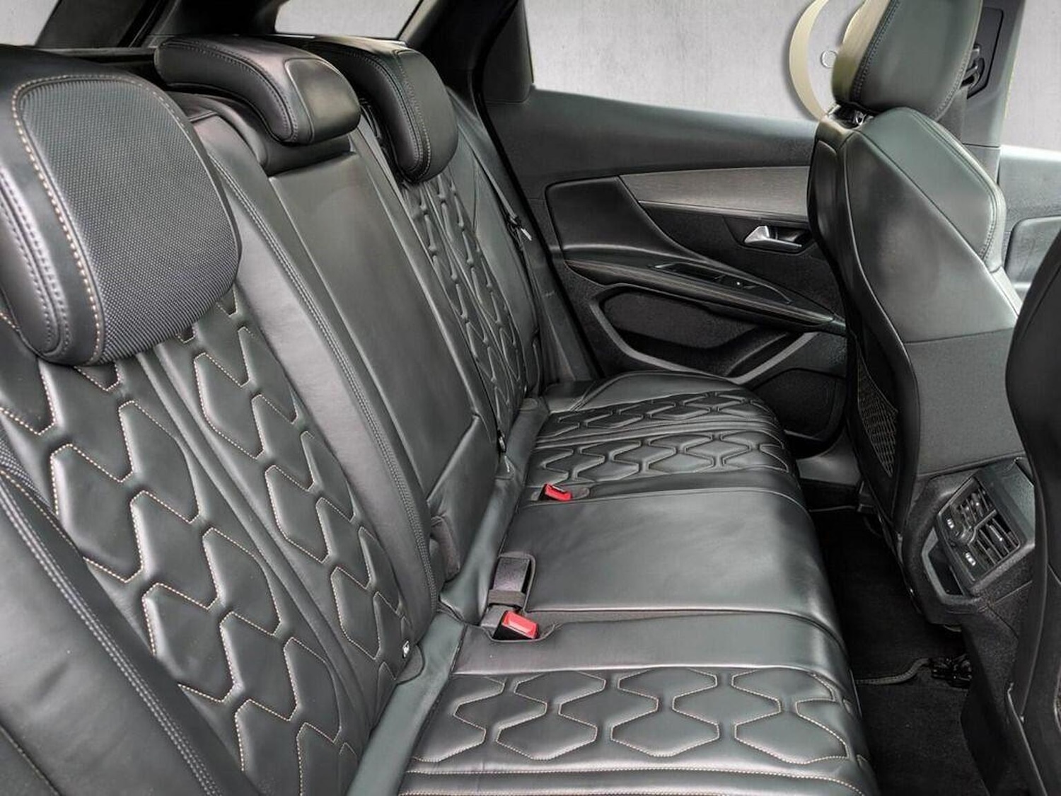 Used Peugeot 3008 2018 for sale - 77423356: Photo 7