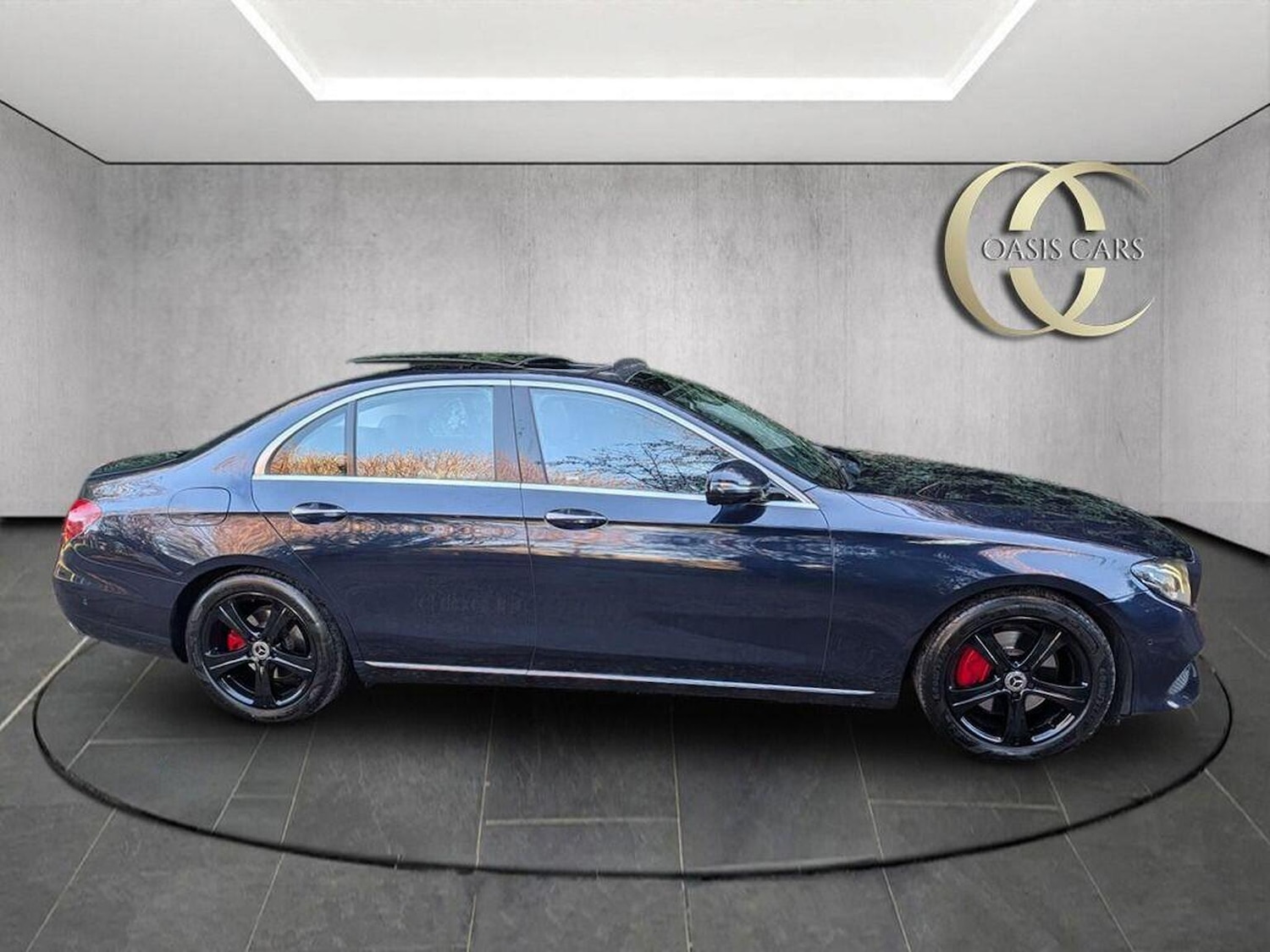 Used Mercedes-Benz E Class 2016 for sale - 76656018: Photo 4