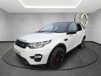 Used Land Rover Discovery Sport 2017 for sale - 76149232: Photo 2
