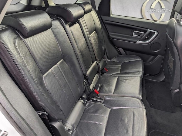 Used Land Rover Discovery Sport 2017 for sale - 76149232: Photo 5
