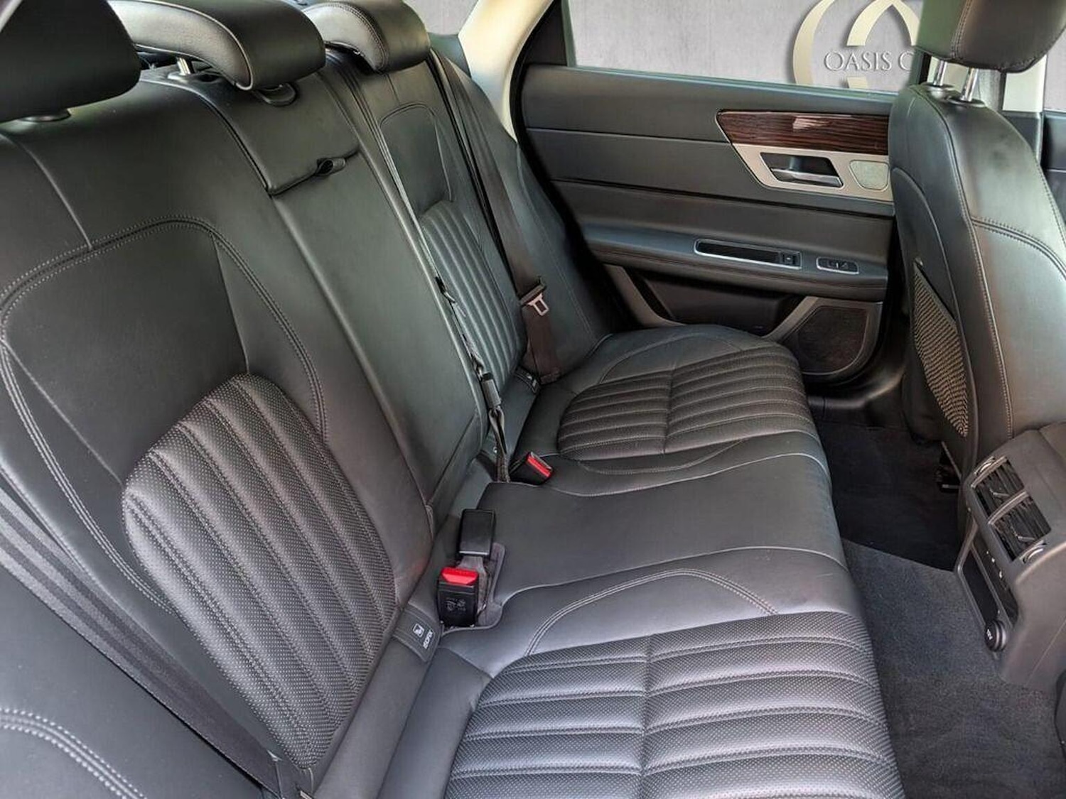 Used Jaguar XF 2016 for sale - 78031630: Photo 6