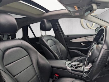 Used Mercedes-Benz GLC 2019 for sale - 77494677: Photo