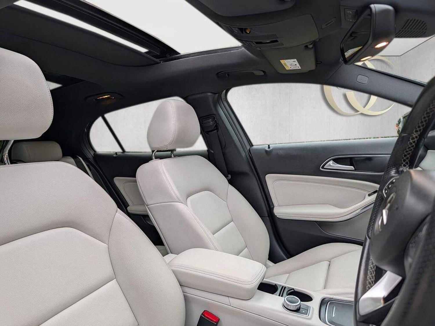 Used Mercedes-Benz GLA 2017 for sale - 76313898: Photo 2