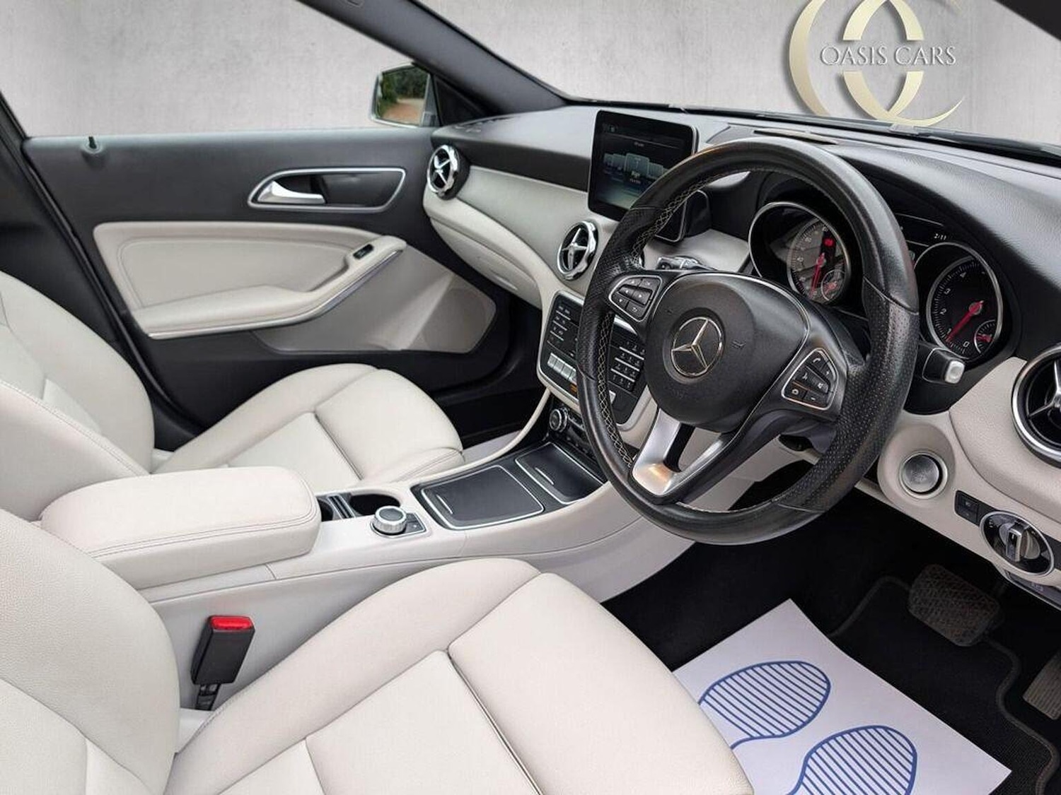 Used Mercedes-Benz GLA 2017 for sale - 76313898: Photo 3