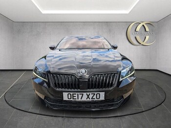 Used Skoda Superb 2017 for sale - 75266611: Photo