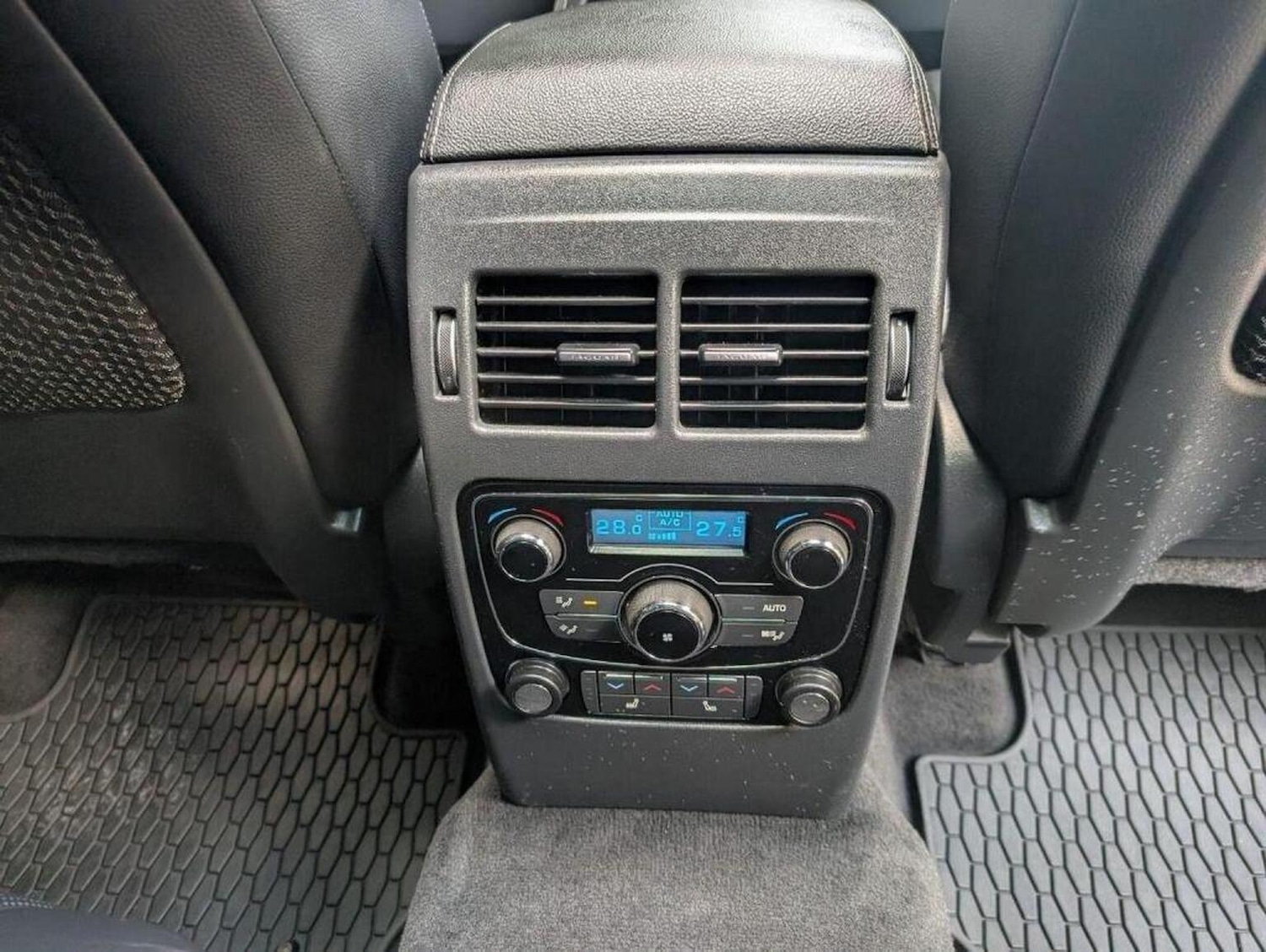 Used Jaguar F-Pace 2017 for sale - 77836948: Photo 5