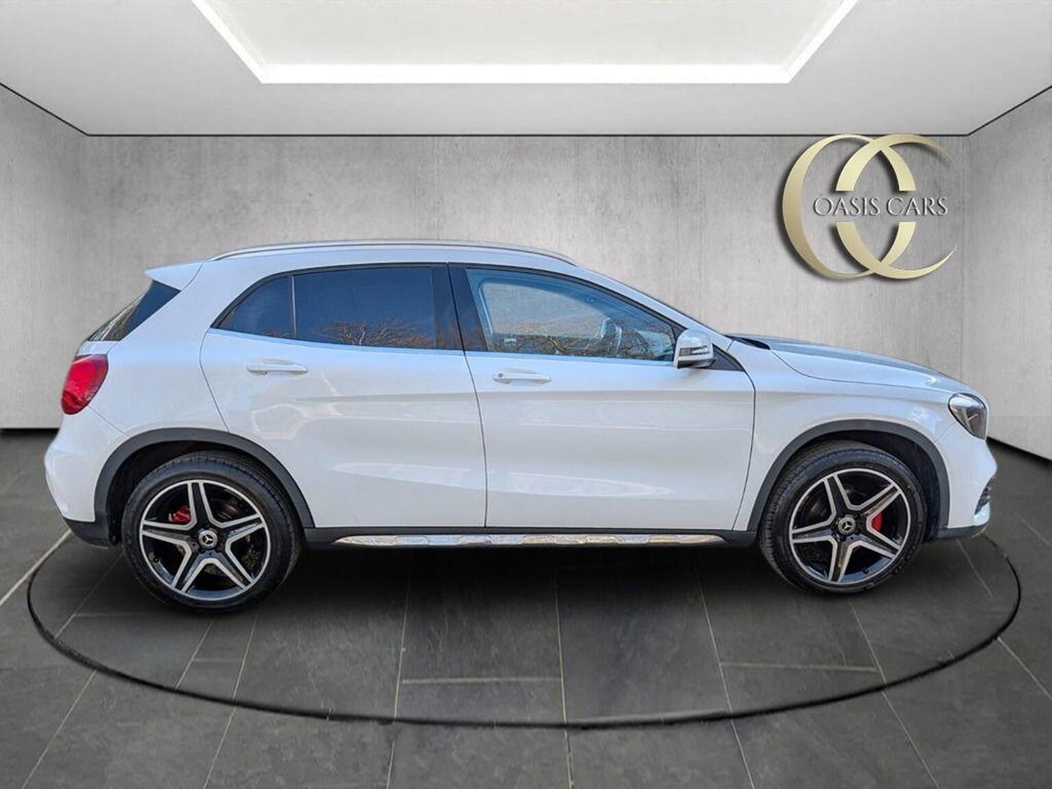 Used Mercedes-Benz GLA 2018 for sale - 77656184: Photo 4