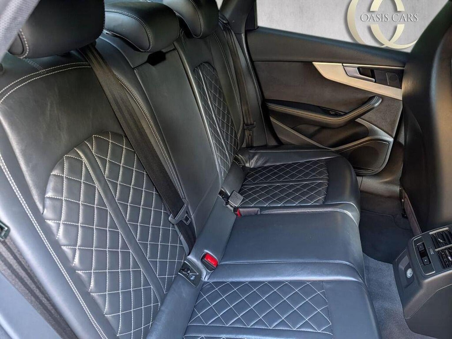 Used Audi A4 2017 for sale - 76769643: Photo 3