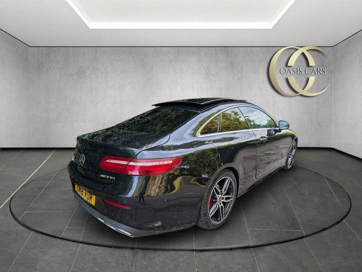 Used Mercedes-Benz E Class 2018 for sale - 76974363: Photo 11