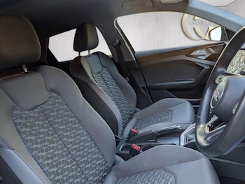 Used Audi A1 2021 for sale - 79081121: Photo
