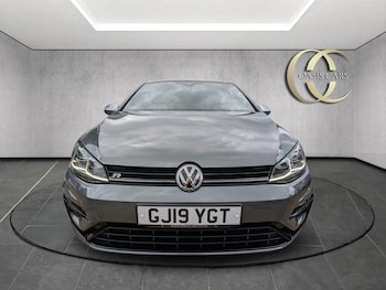 Used Volkswagen Golf 2019 for sale - 75325679: Photo