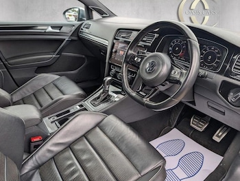 Used Volkswagen Golf 2019 for sale - 75325679: Photo