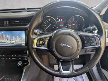 Used Jaguar XF 2018 for sale - 74594048: Photo