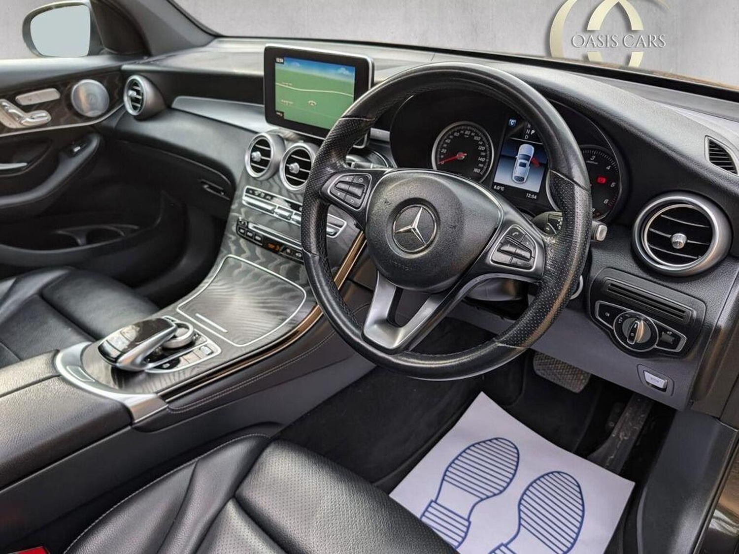 Used Mercedes-Benz GLC 2019 for sale - 77548218: Photo 2