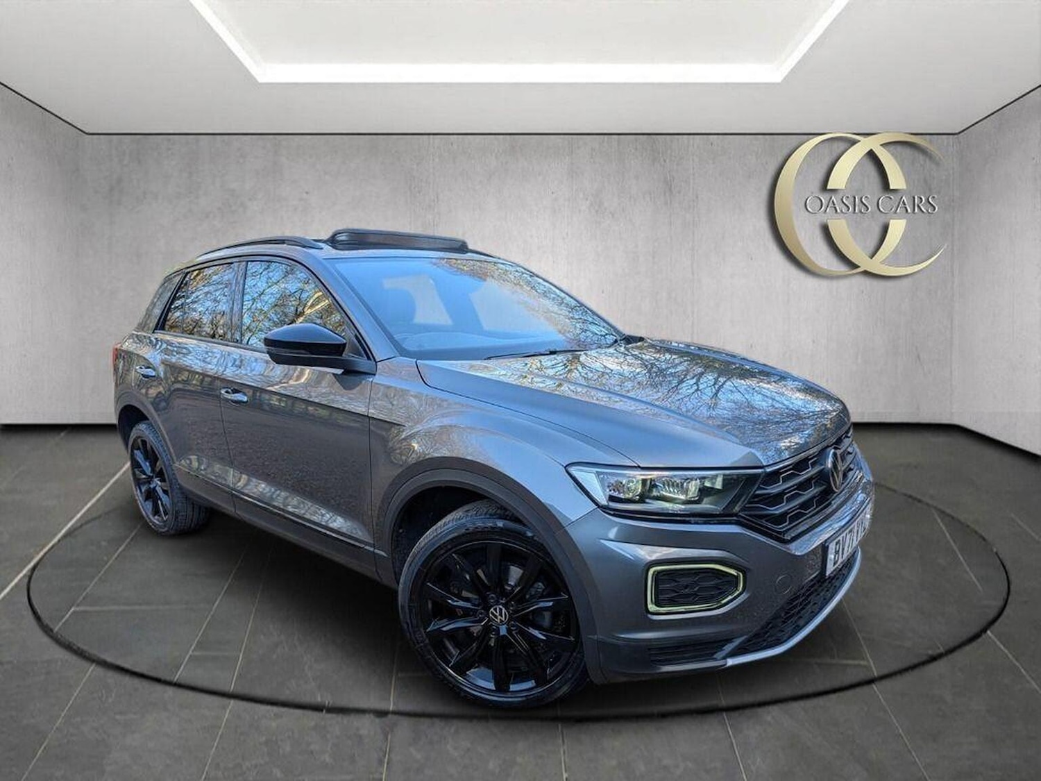 Used Volkswagen T-Roc 2021 for sale - 76911070: Photo 1