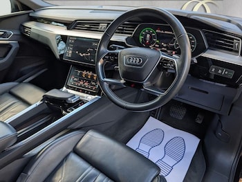 Used Audi e-tron 2020 for sale - 77423527: Photo